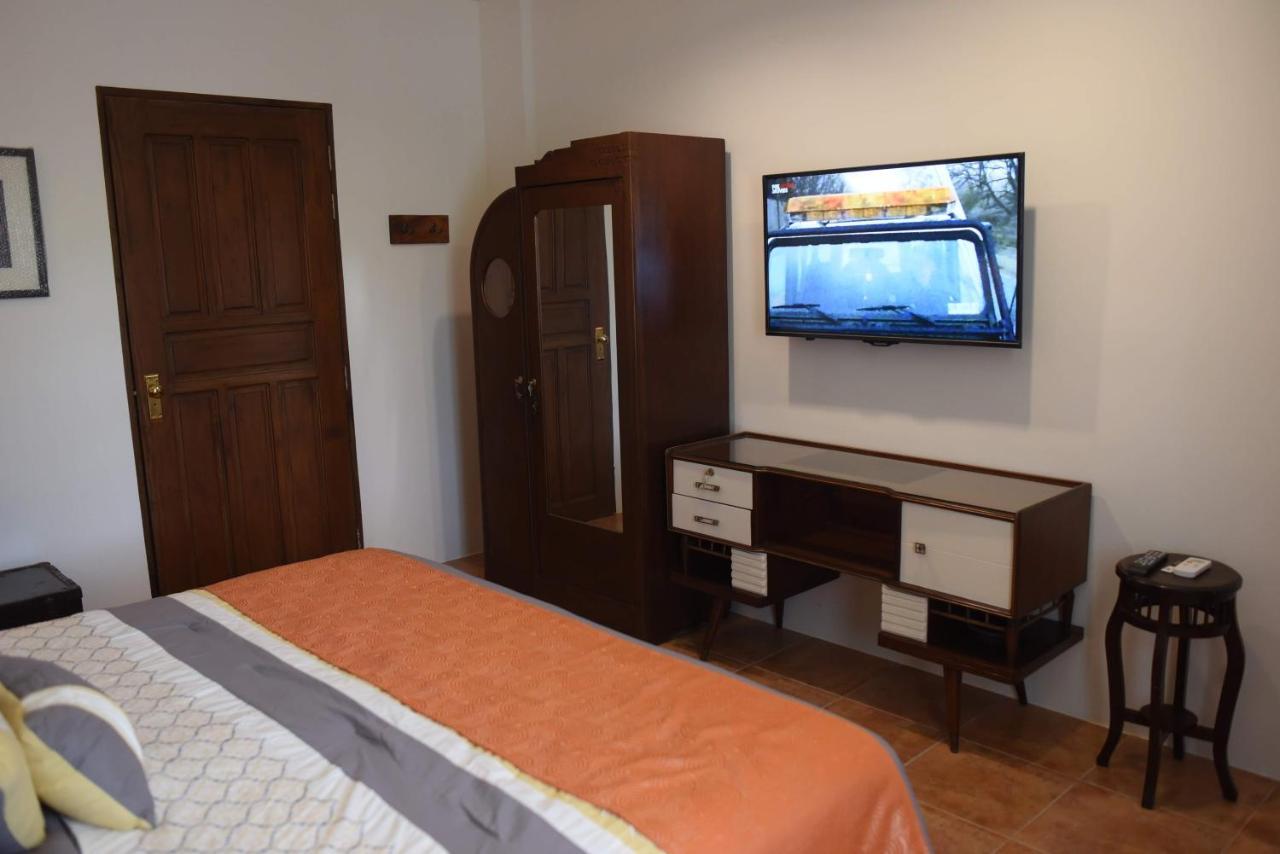 Casa Marina Bed And Breakfast Pagsanjan Экстерьер фото