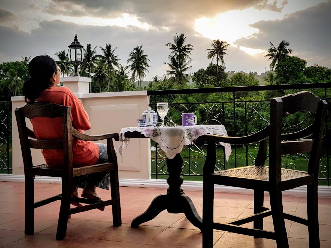 Casa Marina Bed And Breakfast Pagsanjan Экстерьер фото